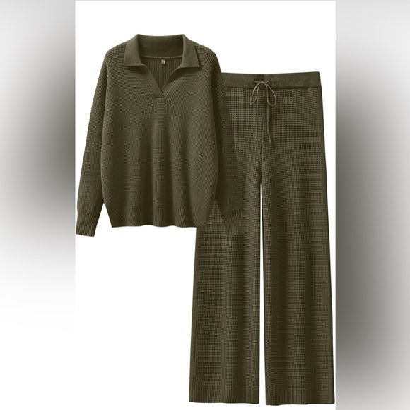 Amazon Sweaters - Amazon Women's Olive Green Knit Sweater Set